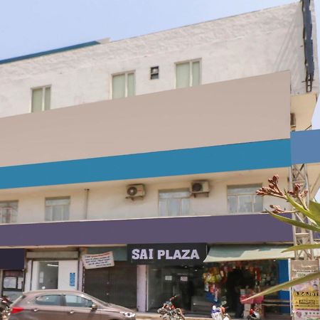 Oyo Flagship 80318 Hotel Sai Plaza Near Indira Gandhi International Airport 新德里 外观 照片